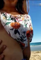 海邊度假忍不住激情野戰！女友浪叫蓋過海潮，比大海還放蕩！